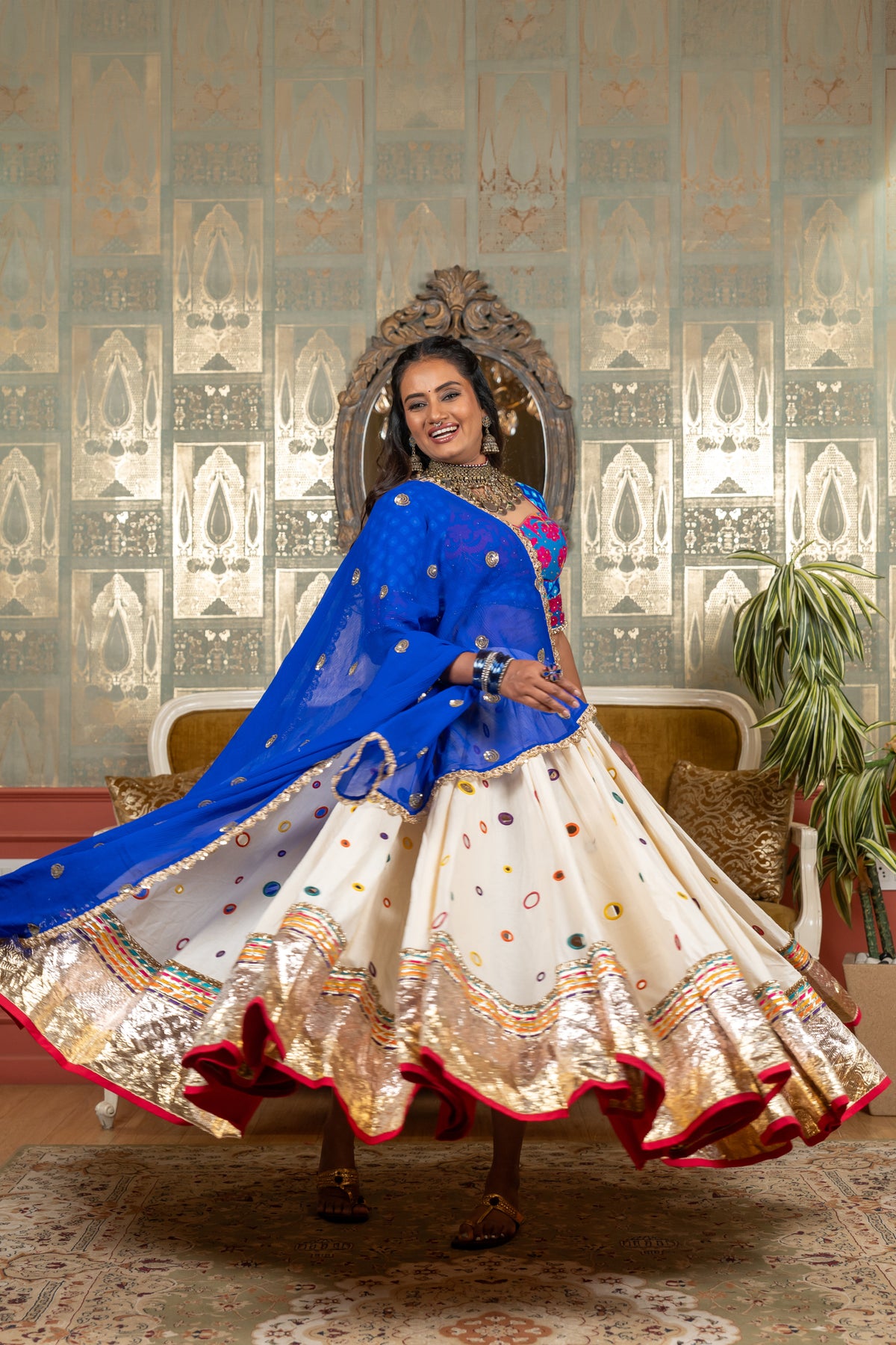 Aayna Lehenga Set