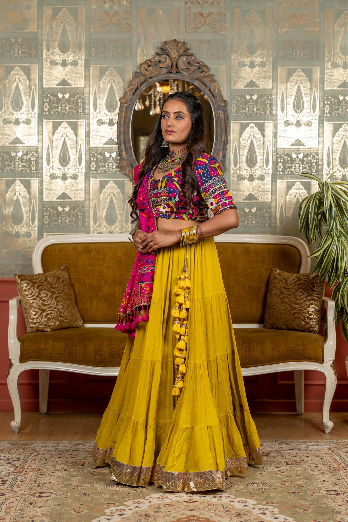 Jhamku Lehenga Set