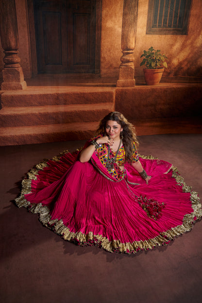 Jhamku Lehenga Set