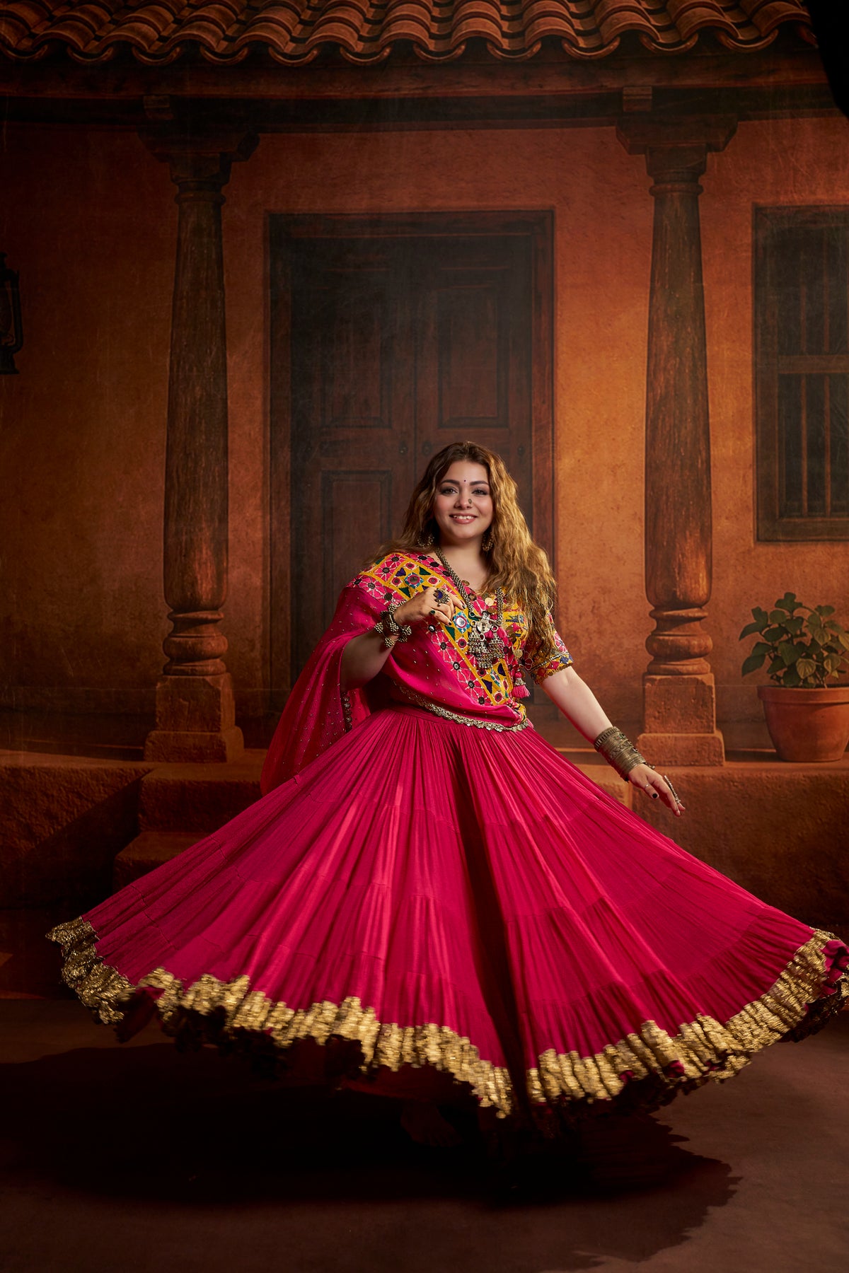 Jhamku Lehenga Set