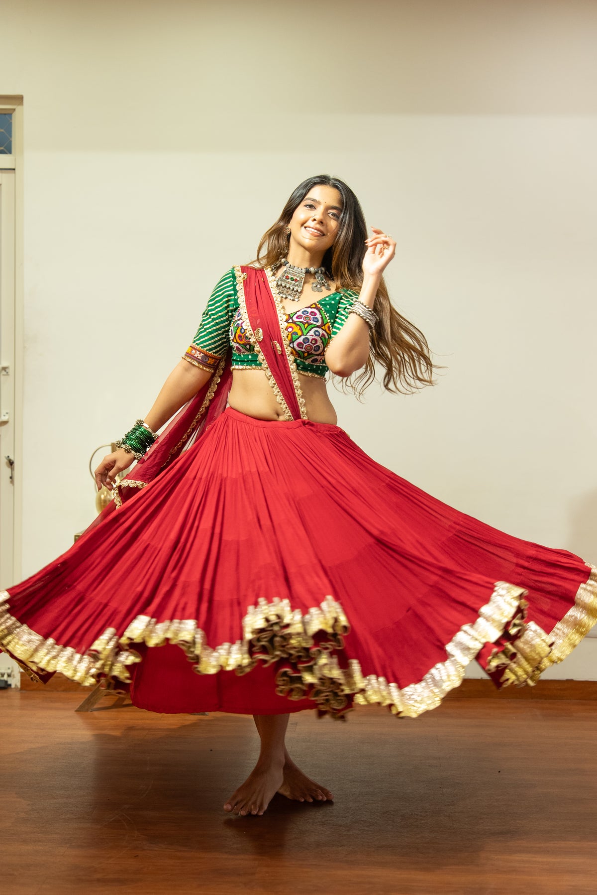 Sakhi Lehenga Set