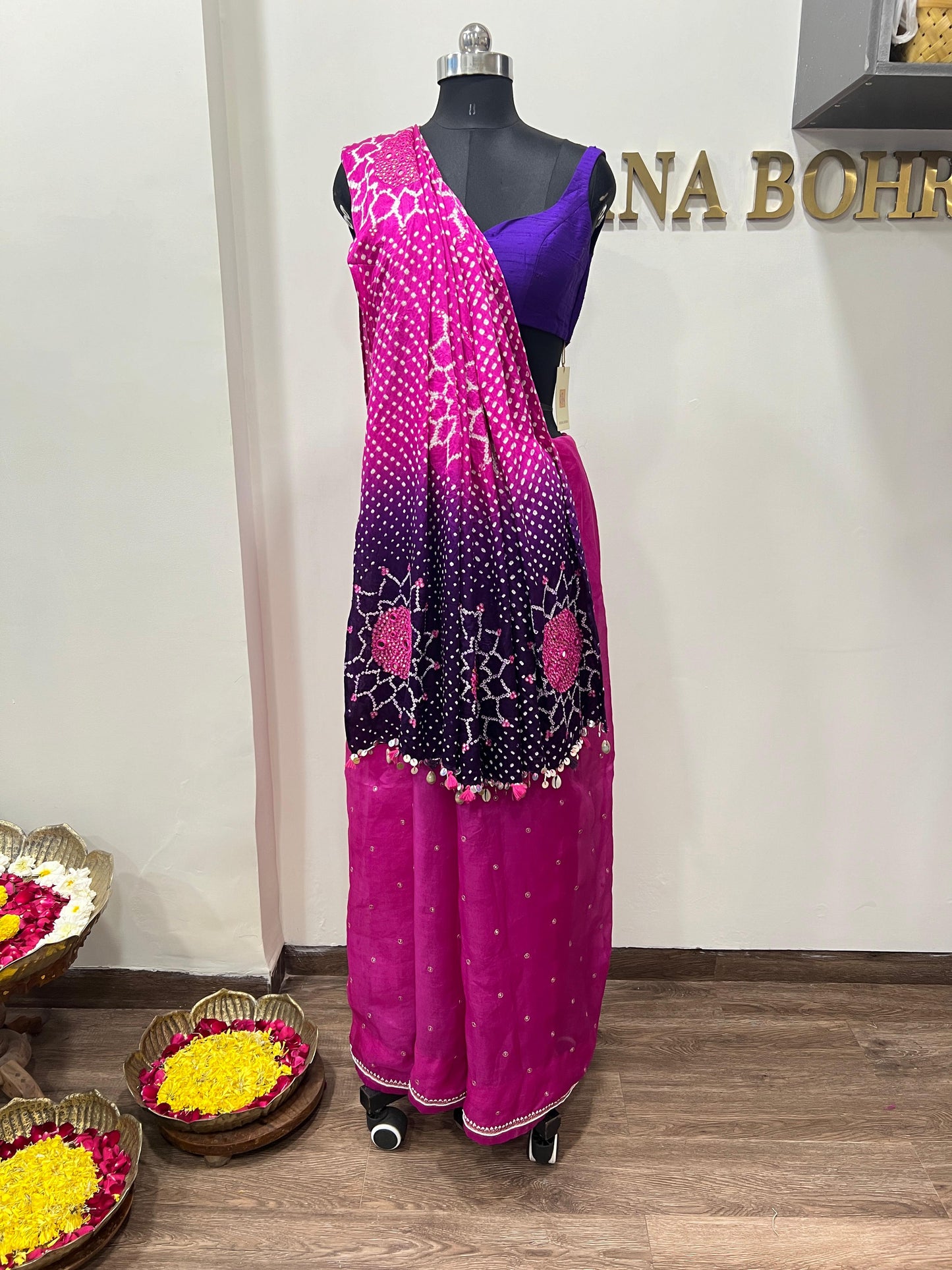 Surajmukhi Ombre Bandhani Saree