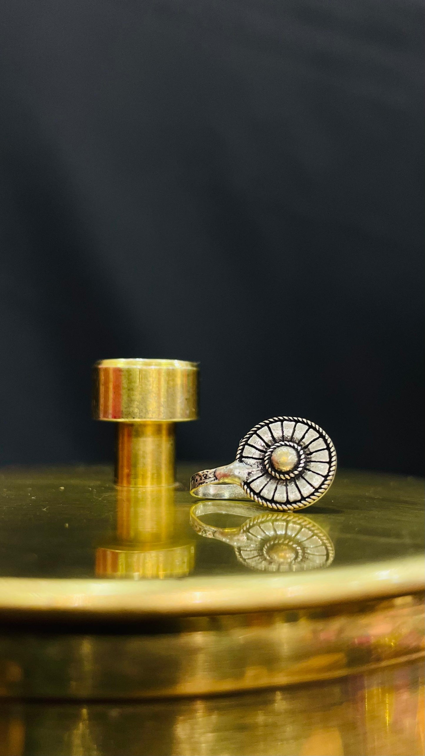 Oxidised Nose Pin
