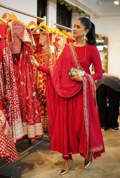 Alisha Pekha Anarkali Set