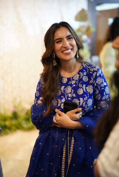 Urmi Daga Lehenga Set