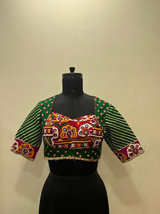 Green kodi Bandhani blouse