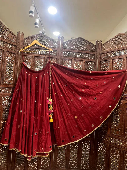 Self-Color Mirror Skirt