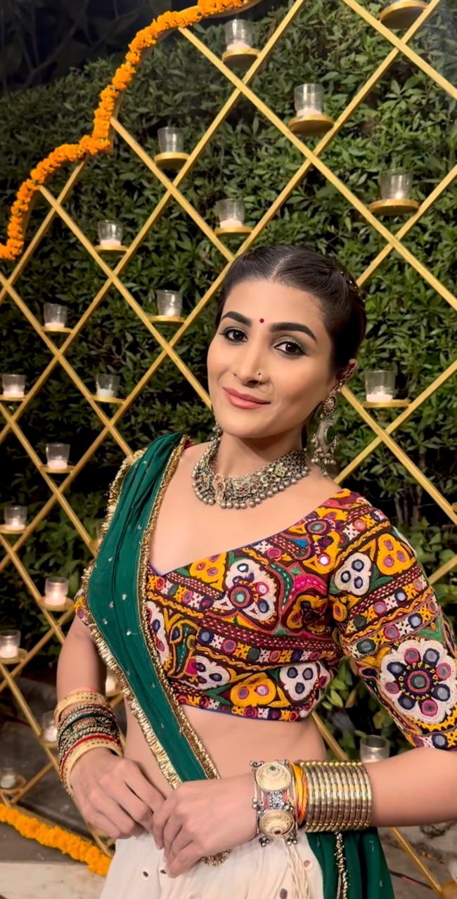 Virali Nayak Lehenga Set - Anjanase