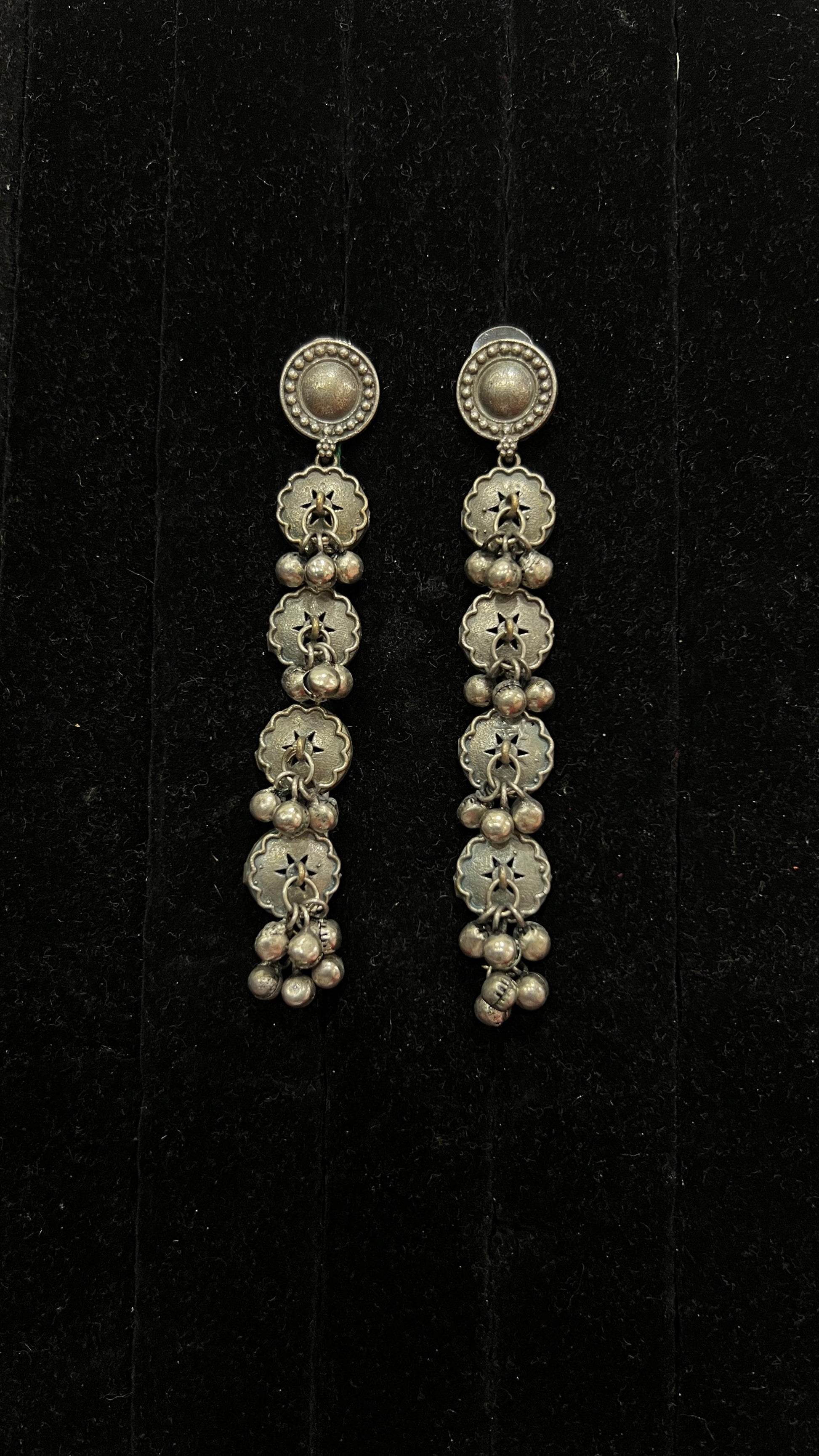 Oxidised Earring - Anjanase