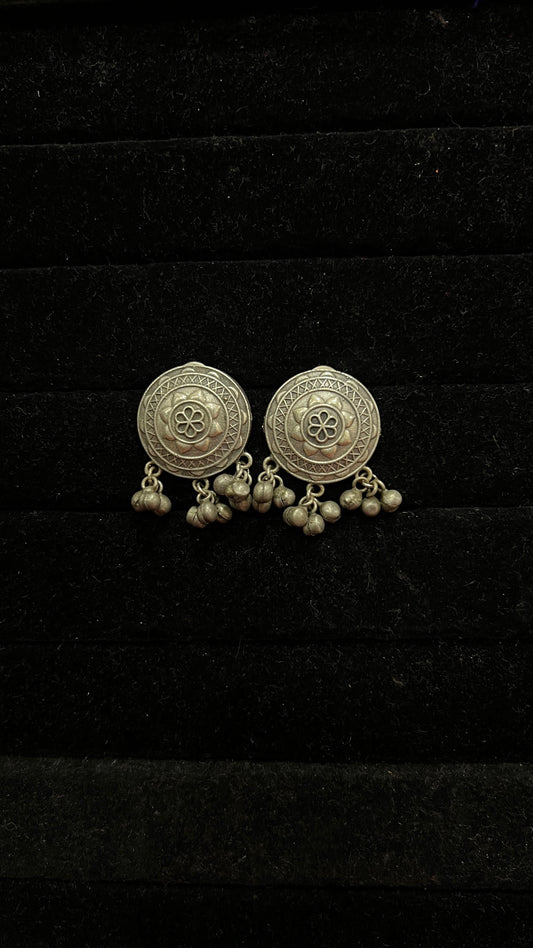 Oxidised Earring - Anjanase