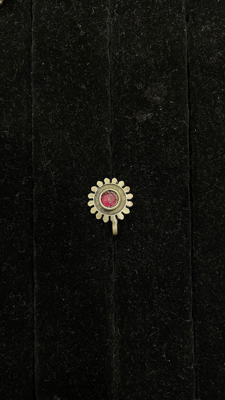 Oxidised Nose Pin