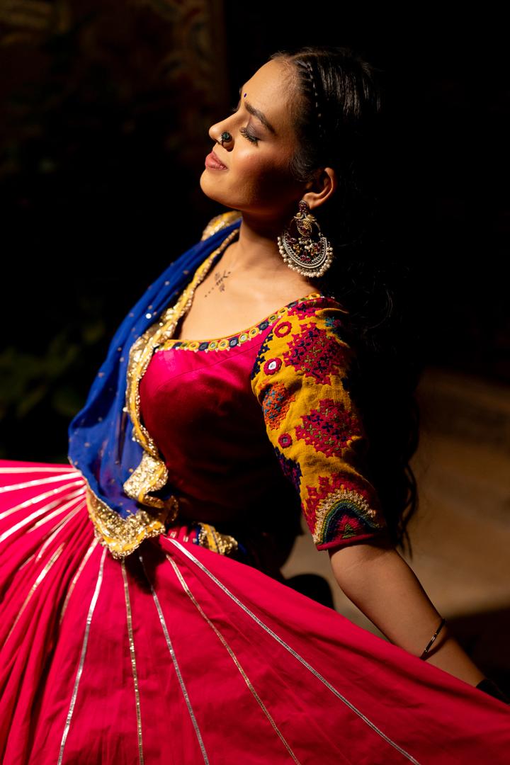 Gaji Patch Blouse - Anjanase