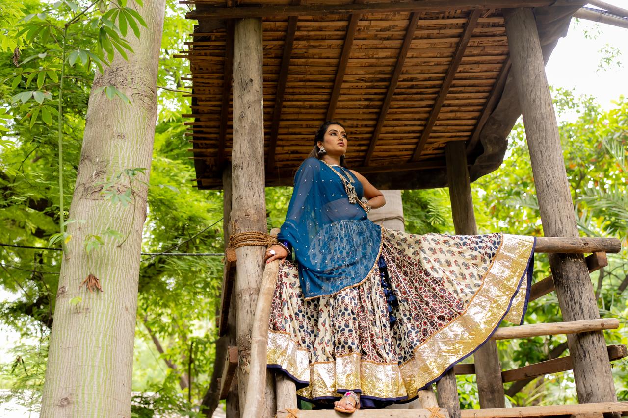 Teal Blouse - Anjanase