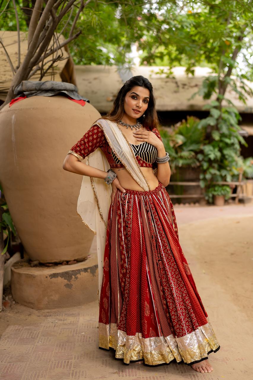 Red Gamthi Lehenga Set - Anjanase