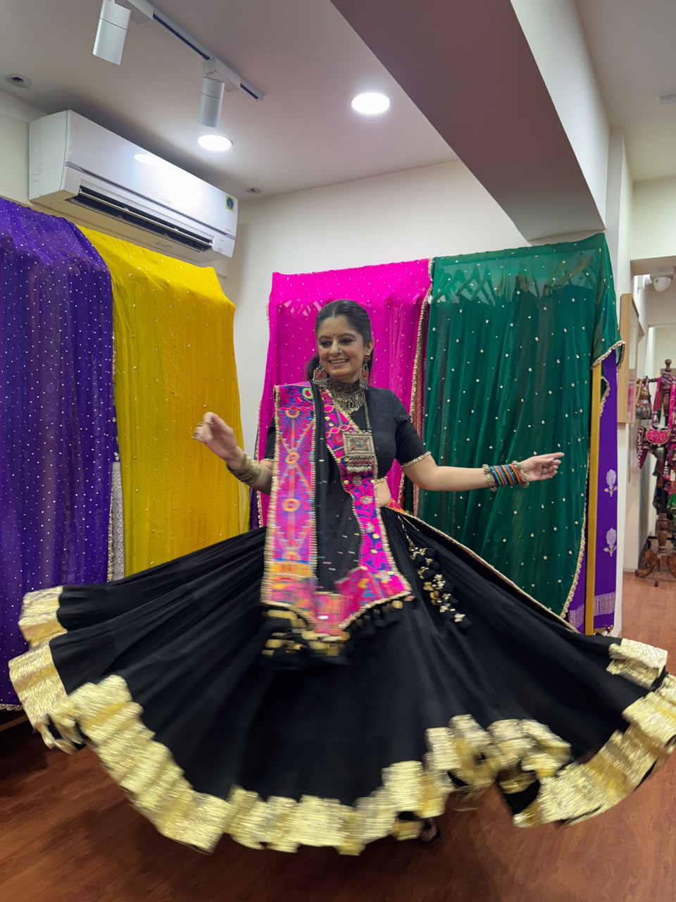 Ankita Bohra - Jhamku Lehenga Set