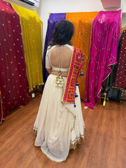 Ankita Bohra - Jhamku Lehenga Set