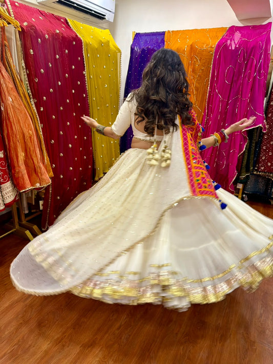 Ankita Bohra - Jhamku Lehenga Set