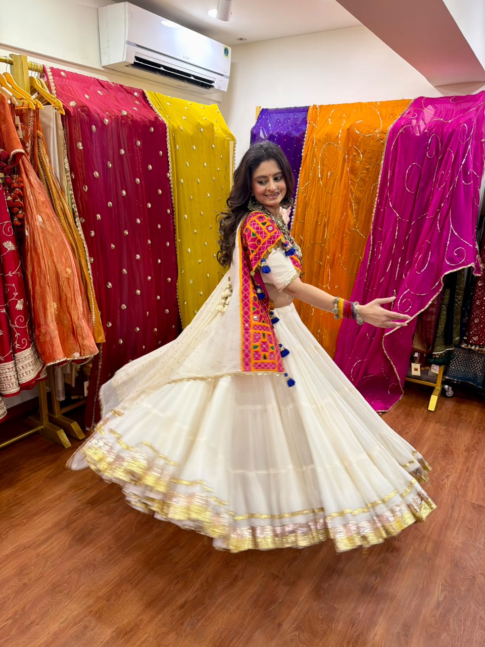Ankita Bohra - Jhamku Lehenga Set