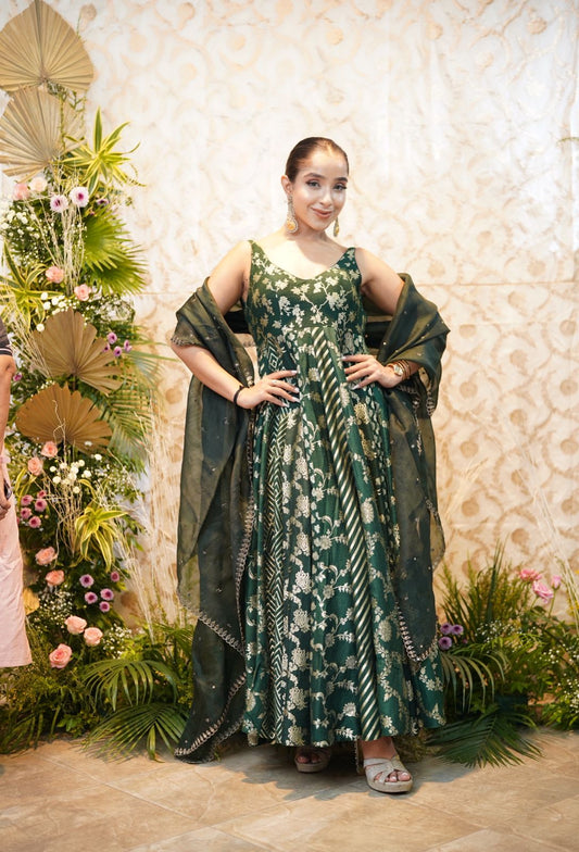 Sara Kukreja Anarkali Set