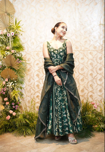 Sara Kukreja Anarkali Set