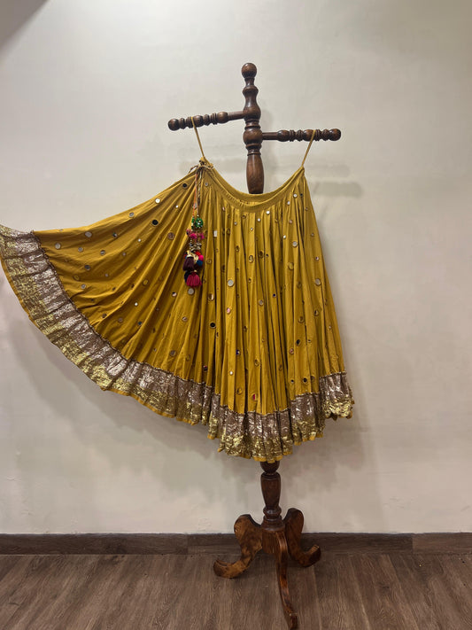 Self-Color Mirror Skirt