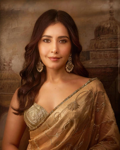 Raashii Khanna Saree