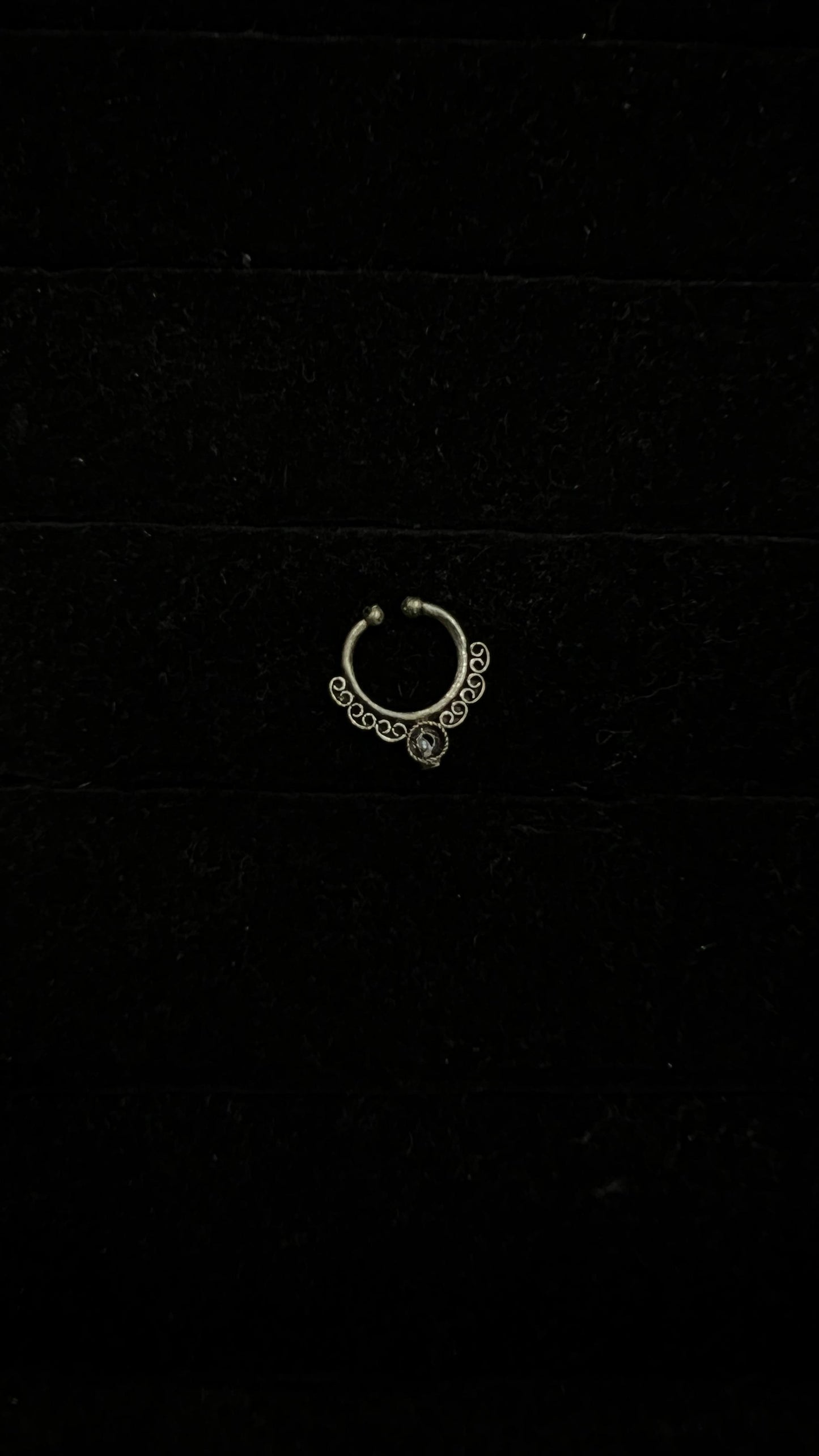 Oxidised Nose Pin