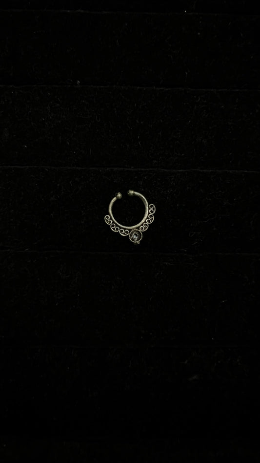 Oxidised Nose Pin