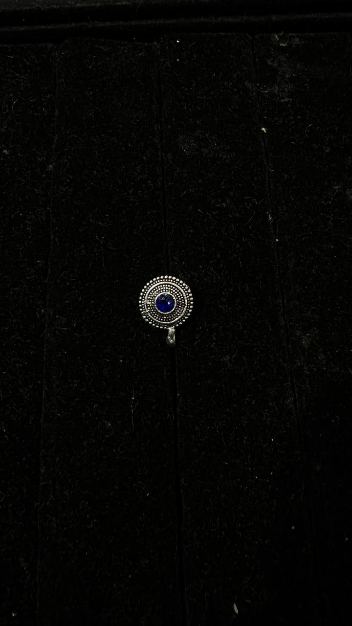 Oxidised Nose Pin
