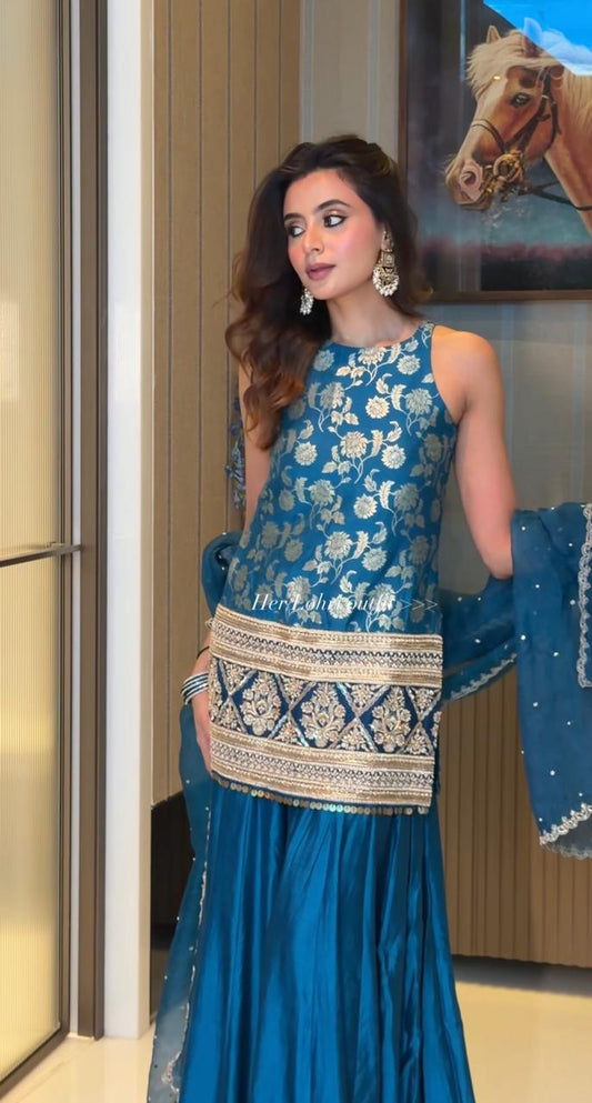 Sonali Singh Sharara Set