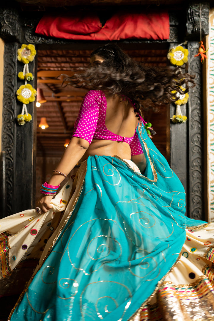 Turquoise Ghumer Dupatta - Anjanase